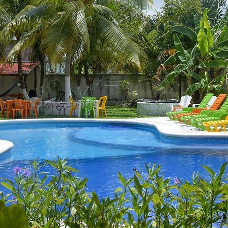 Amigos Hostel Cozumel Eksteriør billede